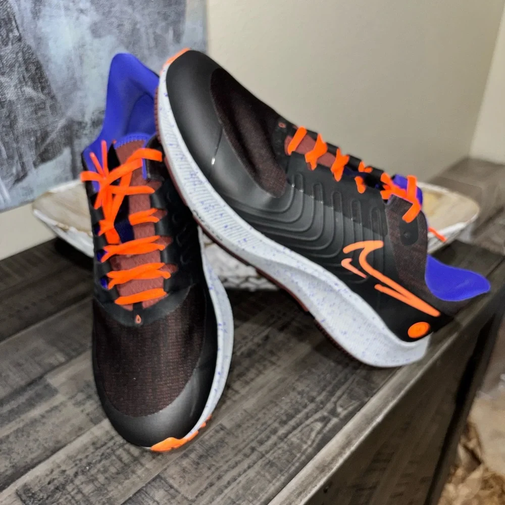 Nike Air Zoom Pegasus 38 Shield Mens SZ11.5 XE Black/Orange/Total Eclipse color - Picture 2 of 13